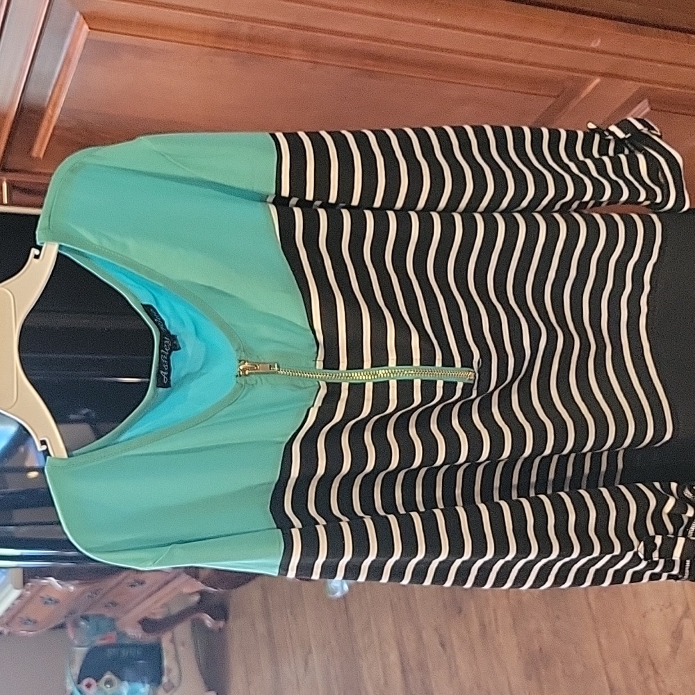 Woman's shirt